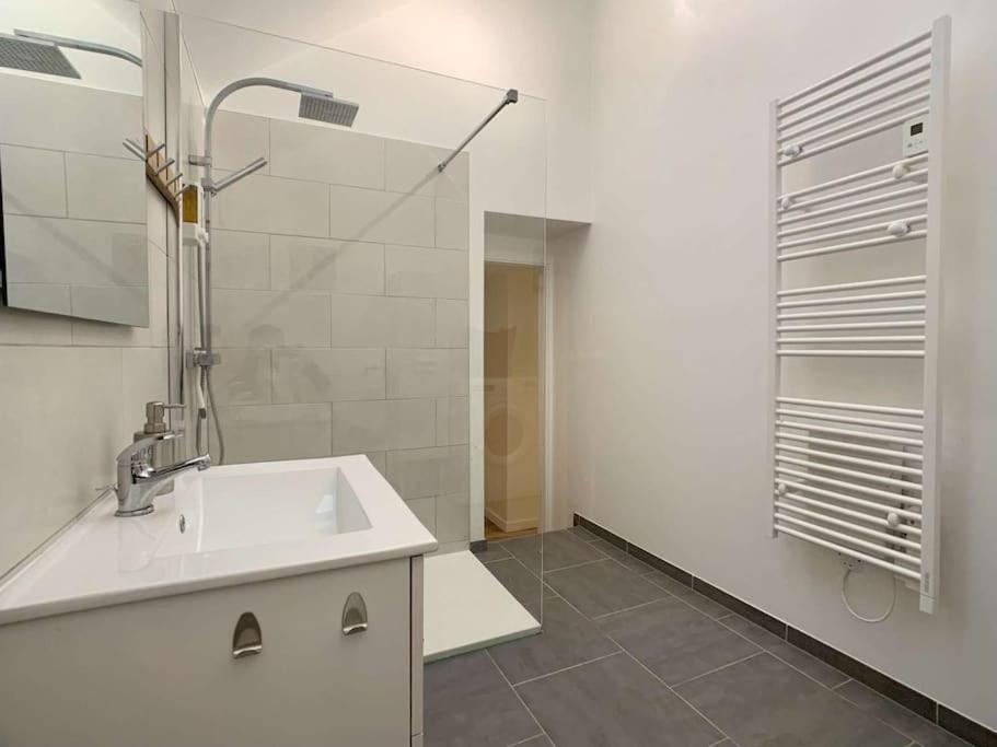 Appartement Moderne Avec Parking Gratuit Dinsheim Ngoại thất bức ảnh